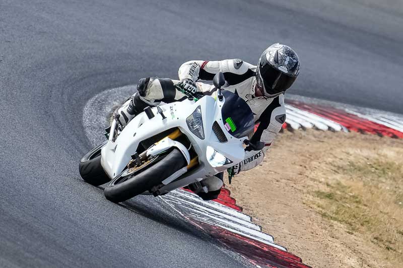 enduro digital images;event digital images;eventdigitalimages;no limits trackdays;peter wileman photography;racing digital images;snetterton;snetterton no limits trackday;snetterton photographs;snetterton trackday photographs;trackday digital images;trackday photos